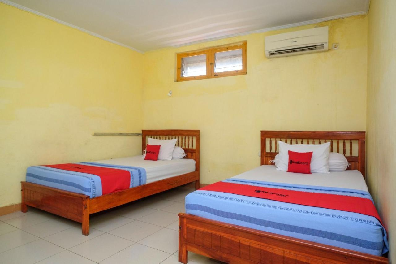 Reddoorz Near Pelabuhan Nusantara Parepare Esterno foto