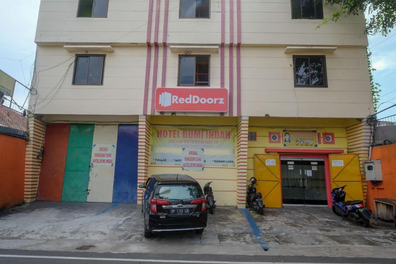Reddoorz Near Pelabuhan Nusantara Parepare Esterno foto